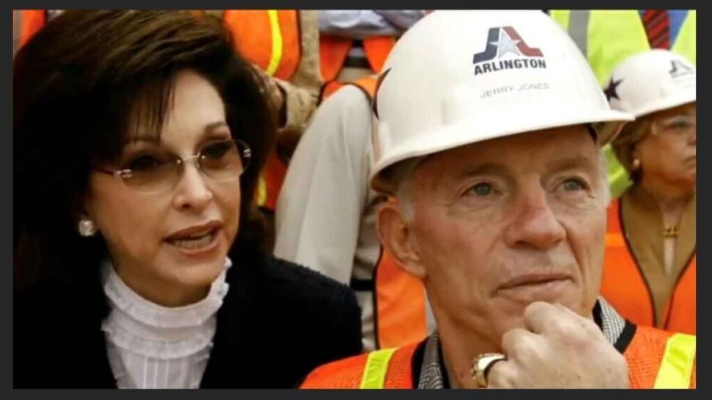 Jerry Jones with wife