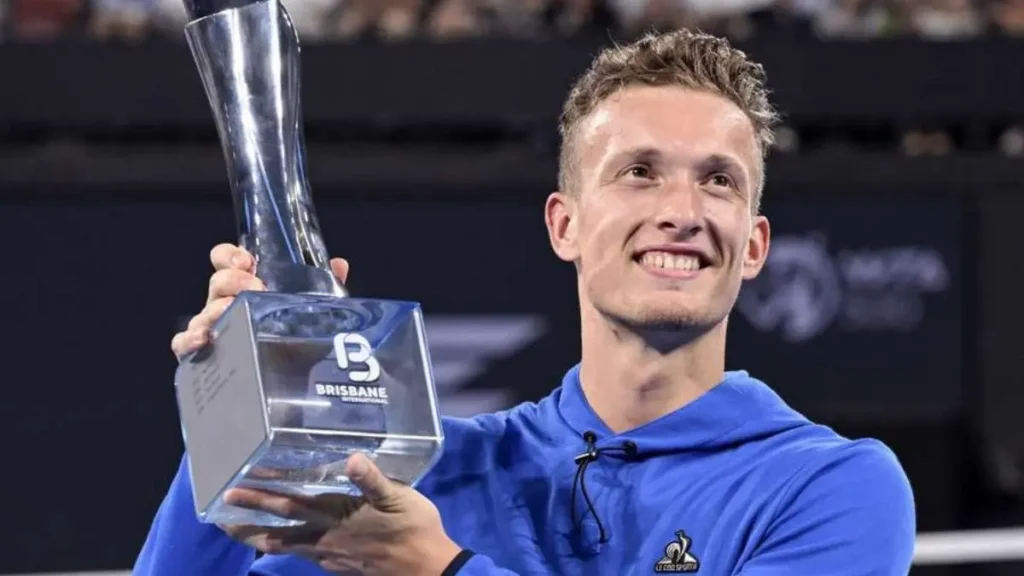 Jiri Lehecka has a second title and is celebrating again in Australia